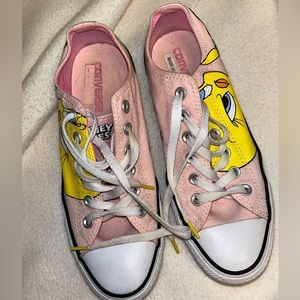 CONVERSE Looney Tunes Tweety Bird Sneaker